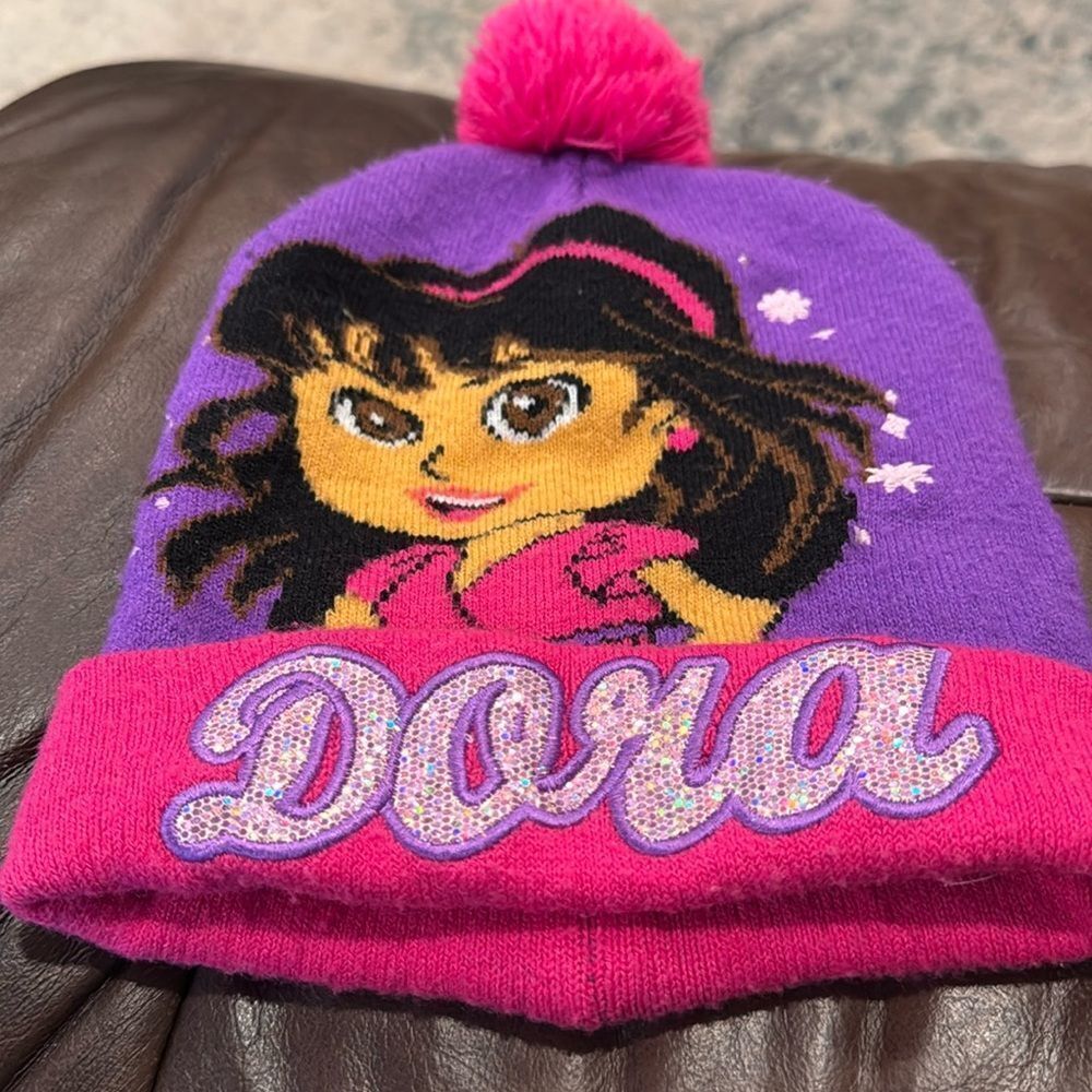 Dora the explorer Nickelodeon youth hat, cute for the Dora fan!